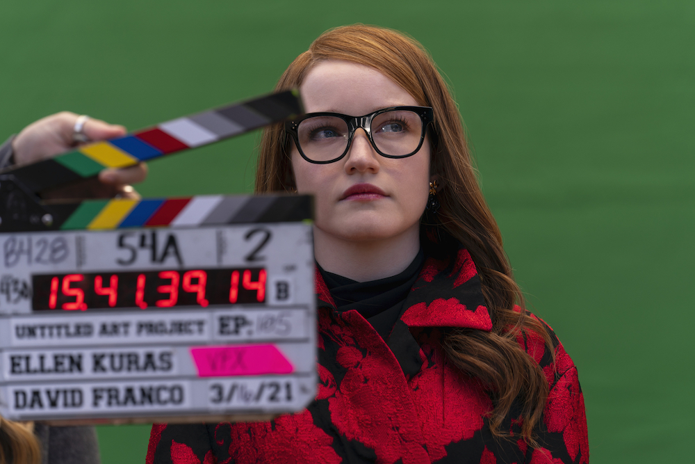 Сцена из сериала Inventing Anna, обсуждение правовых аспектов