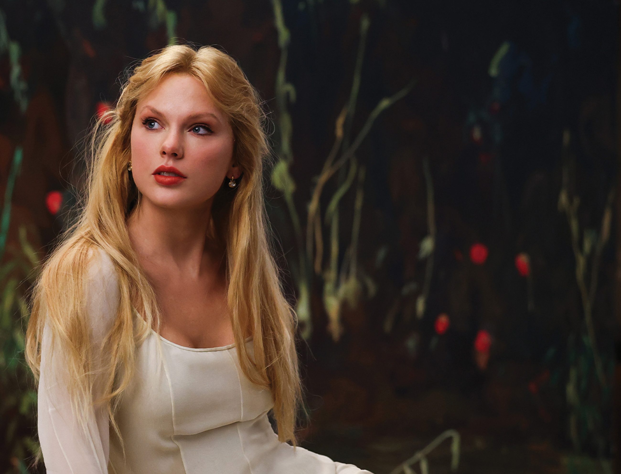 Тейлор Свифт анонсирует музыкальное видео на Opalite