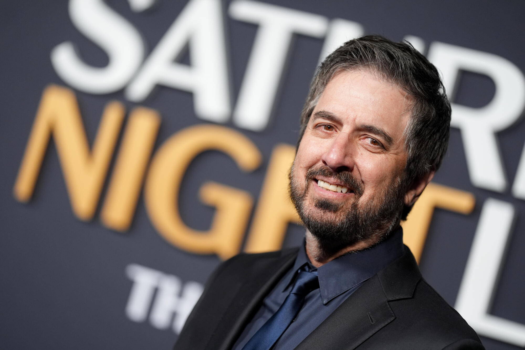 Рэй Романо в пилоте HBO Max «Как выжить без меня»