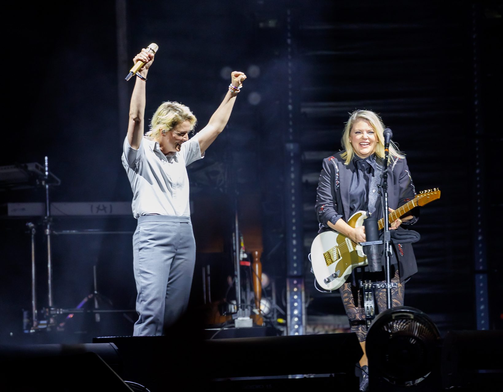 Фестиваль Girls Just Wanna Weekend в Мексике с выступлением Бренди Карлайл и The Chicks