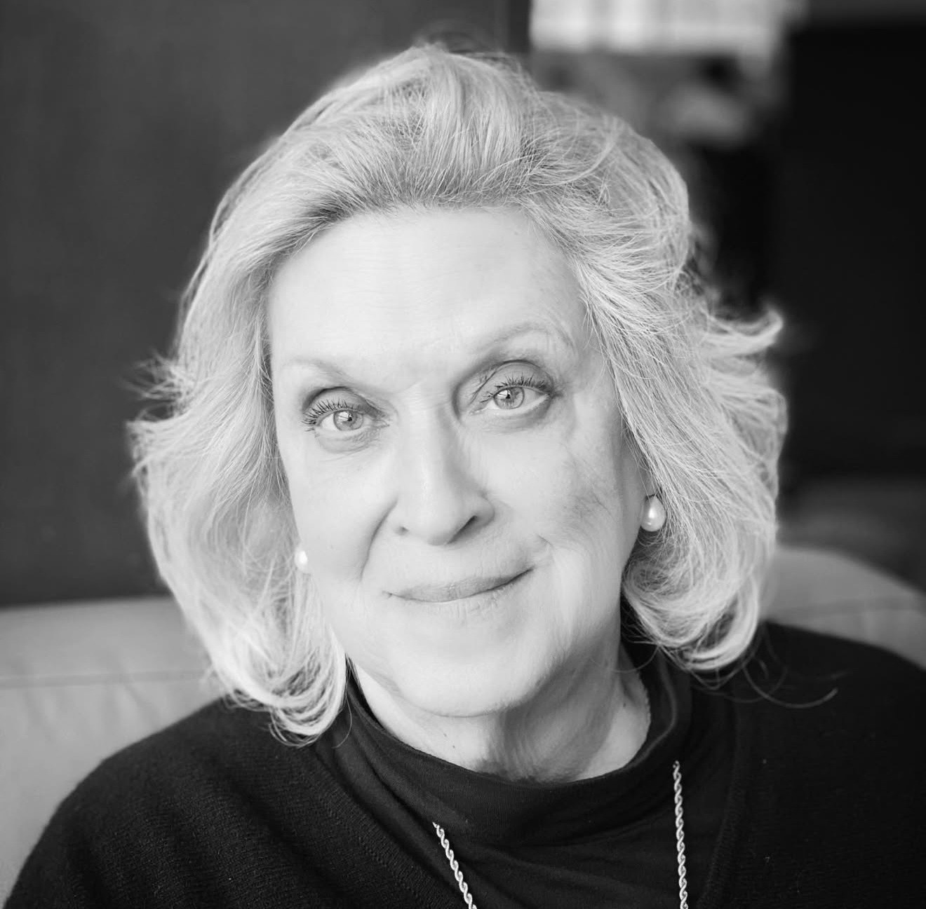 Нэнси Селтцер, известный специалист по связям с общественностью