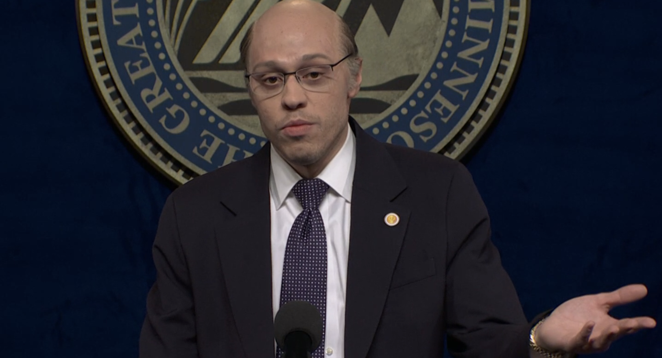 Пит Дэвидсон в роли Тома Хомана на SNL