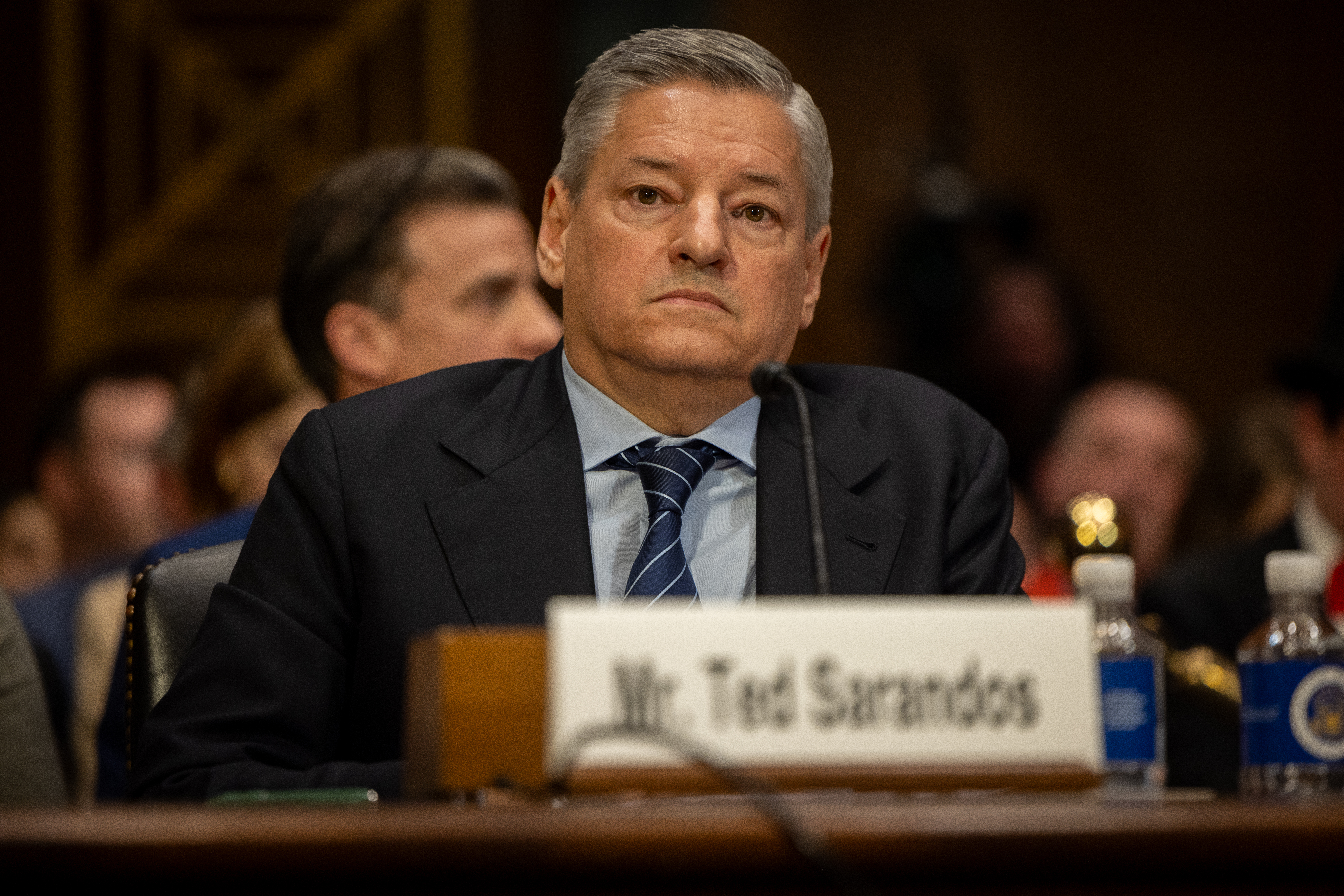 Смена руководства в Disney и допрос Теда Сарандоса в Сенате